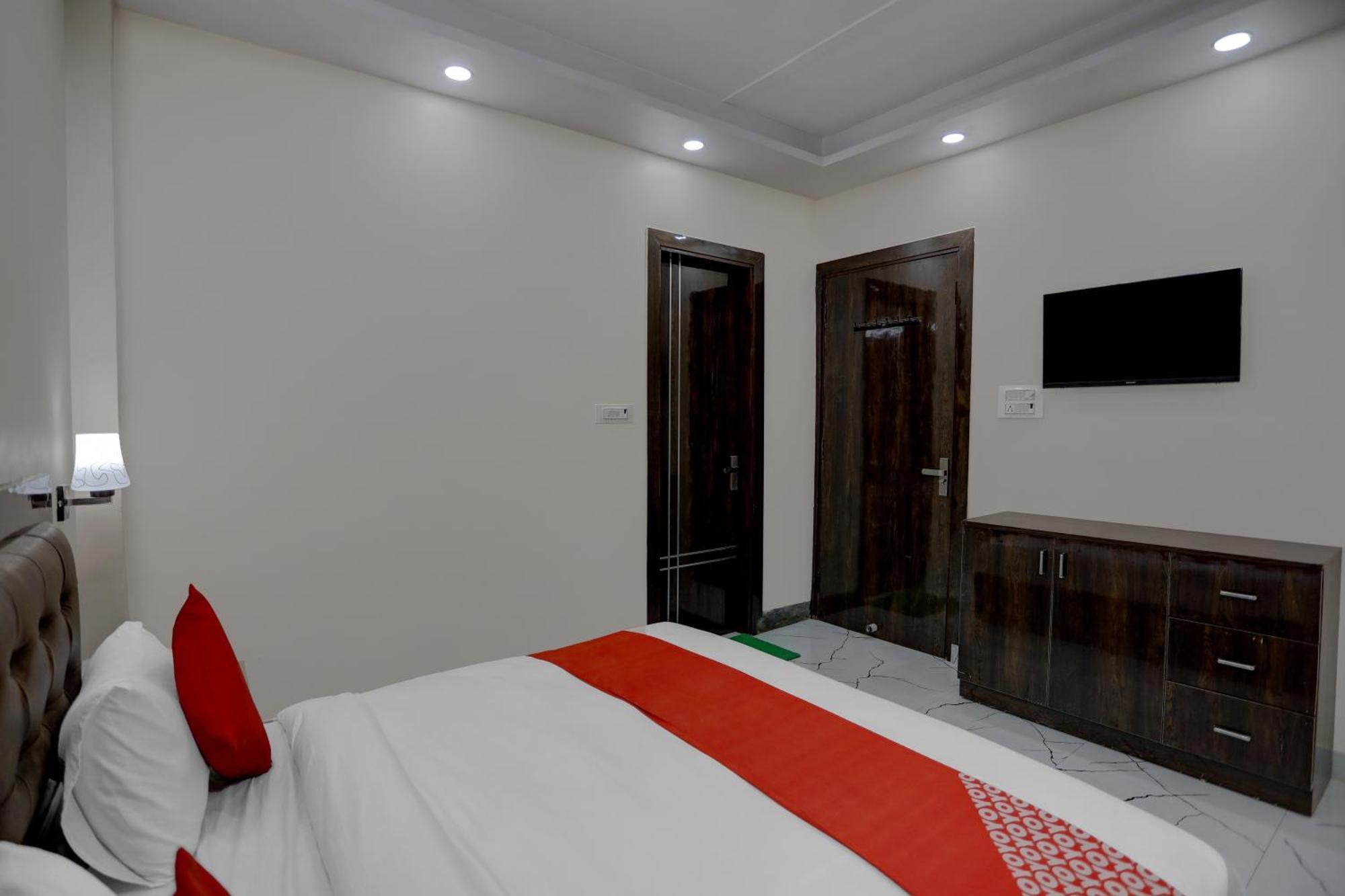 Hotel O Diamond Inn New Delhi Exteriör bild